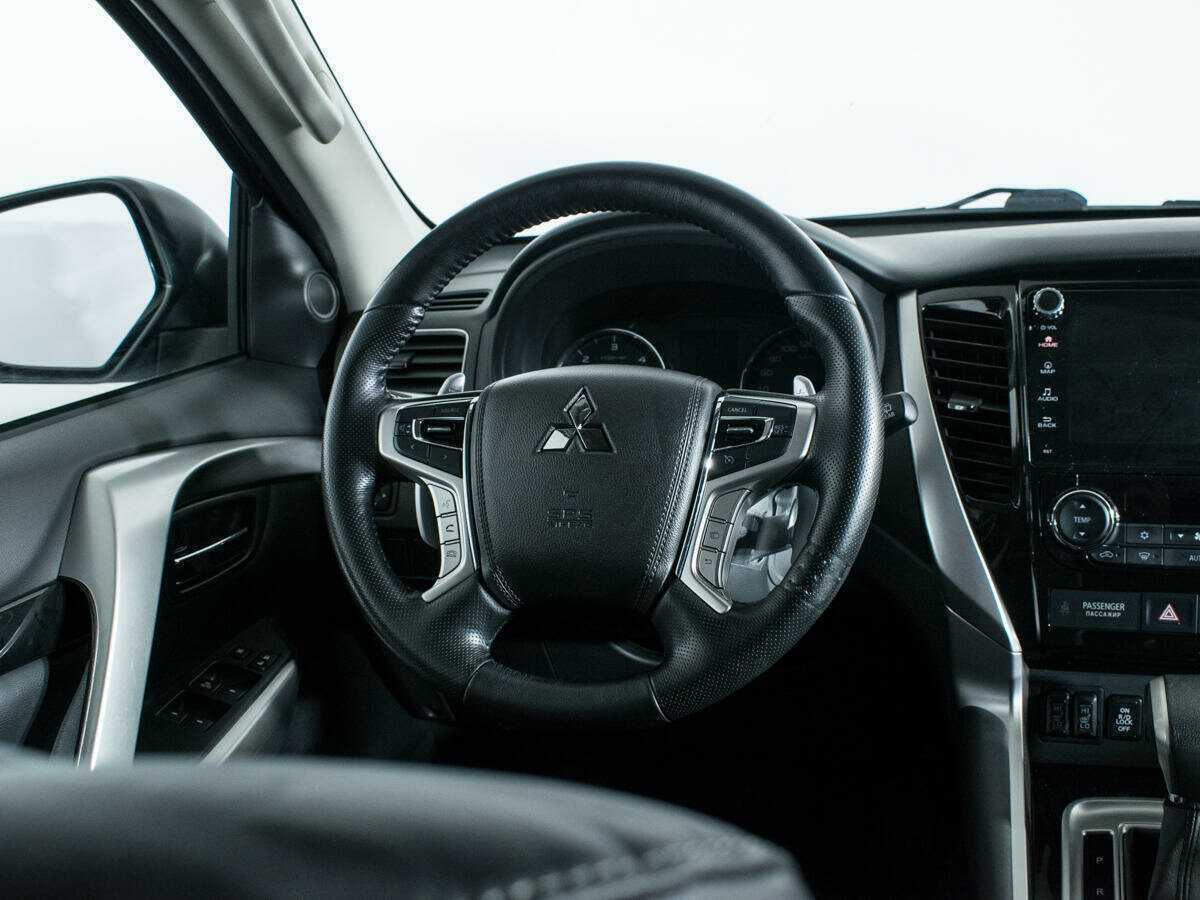 Mitsubishi Pajero Sport, 2019 Фото №14