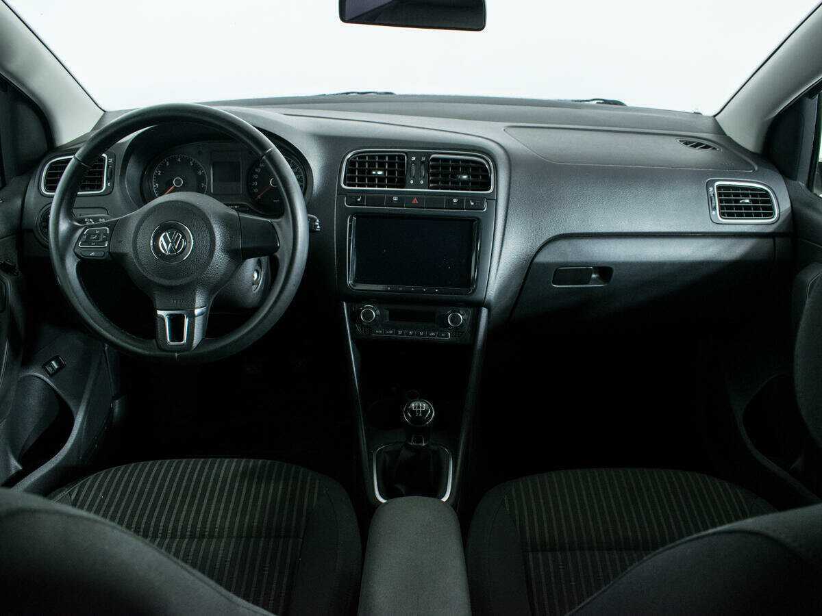 Volkswagen Polo, 2014 Фото №12