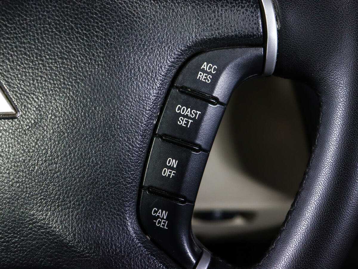 Mitsubishi Pajero, 2017 Фото №20