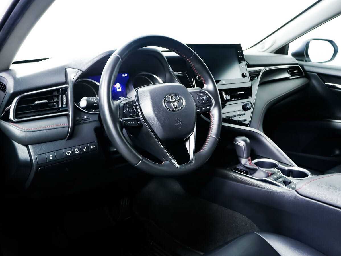 Toyota Camry, 2021 Фото №11