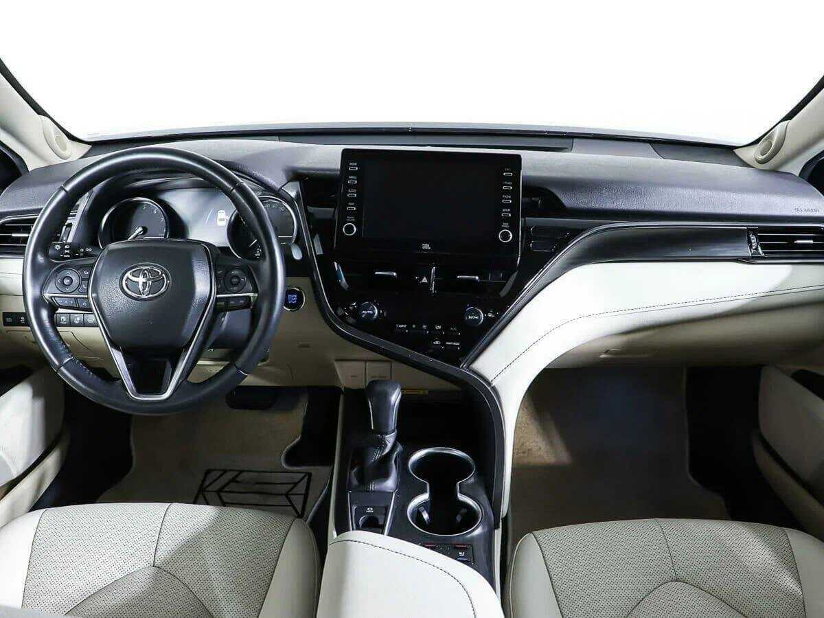 Toyota Camry, 2021 Фото №11