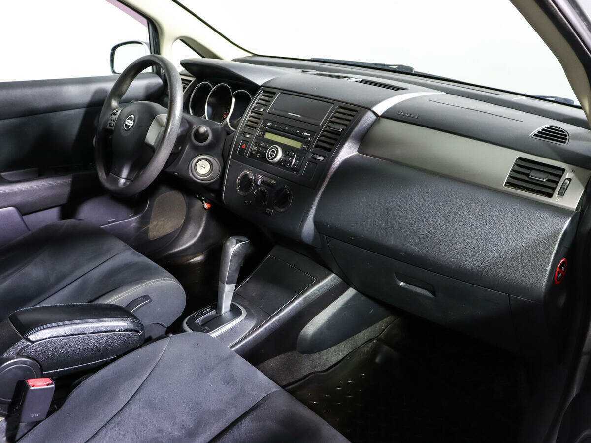 Nissan Tiida, 2010 - 140 000 км. | Фото №8