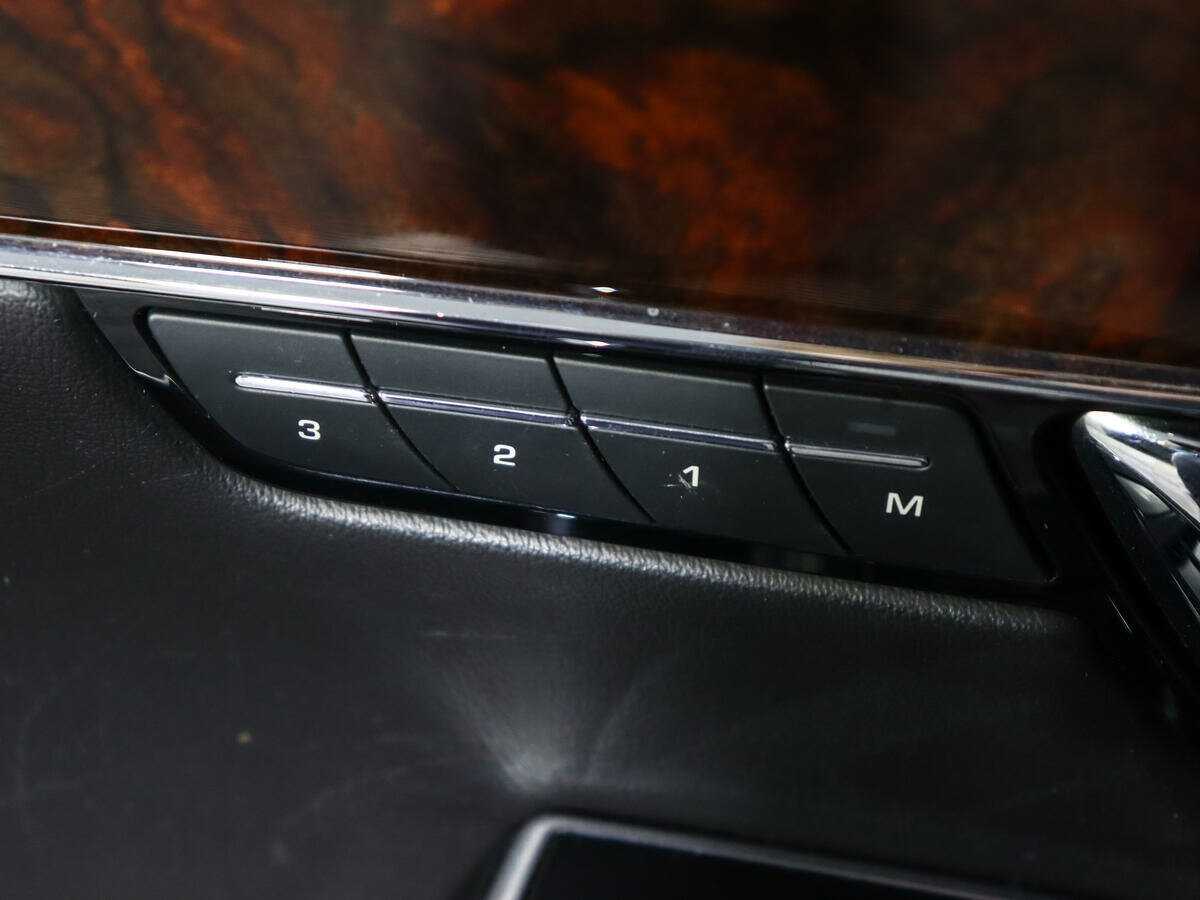 Jaguar XJ, 2014 Фото №22