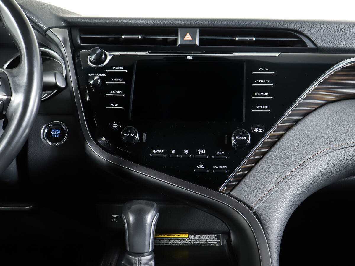 Toyota Camry, 2018 Фото №14