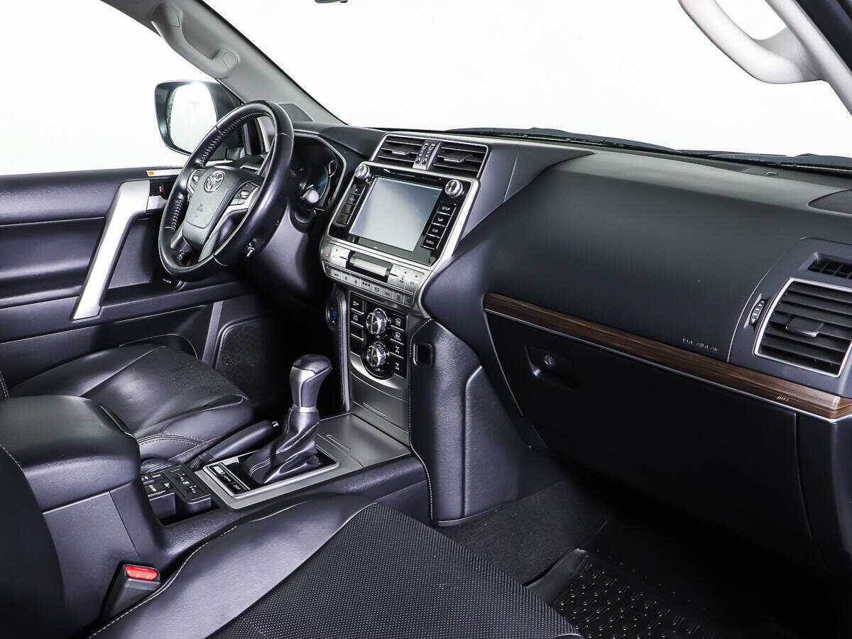 Toyota Land Cruiser Prado, 2020 Фото №9
