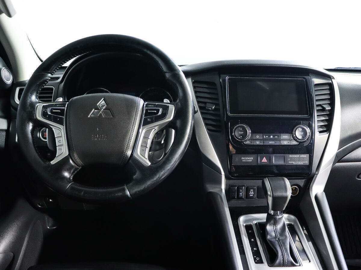 Mitsubishi Pajero Sport, 2019 Фото №12