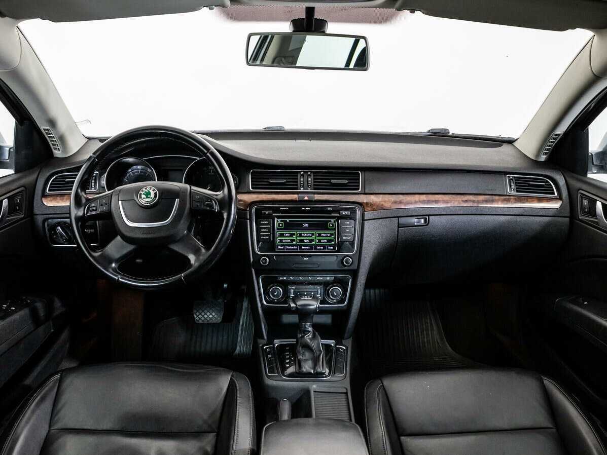 Skoda Superb DSG, 2010 Фото №11