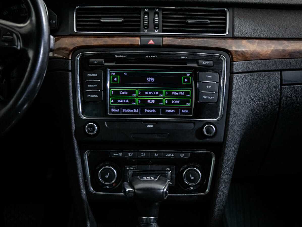 Skoda Superb DSG, 2010 Фото №12