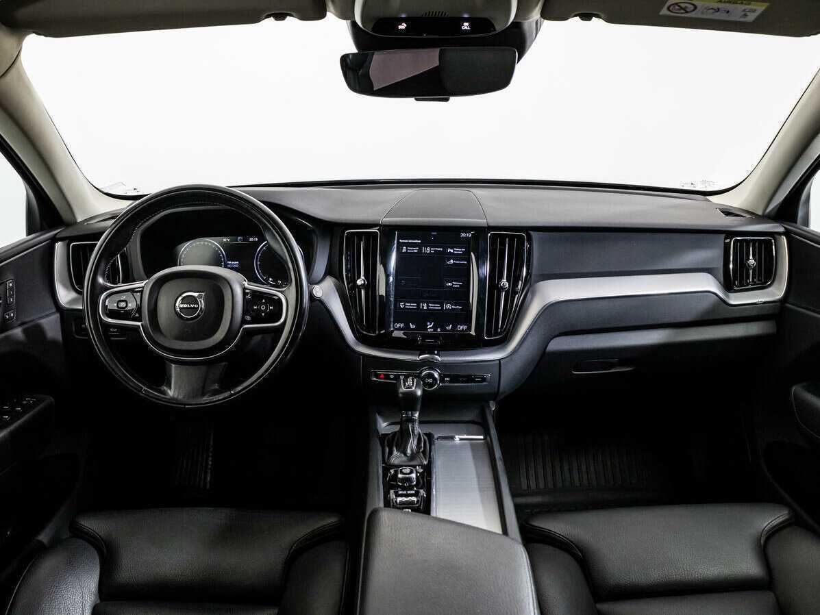 Volvo XC60, 2018 Фото №11