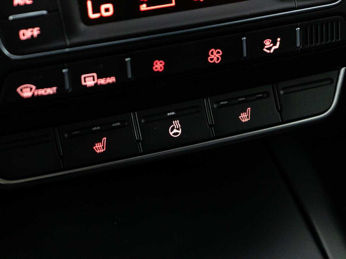 Kia Sorento, 2019 Фото №17