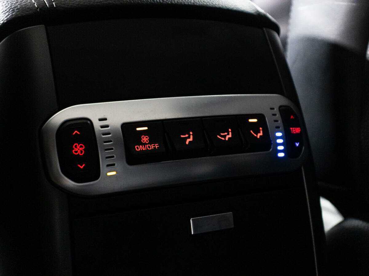 Kia Mohave, 2017 Фото №20