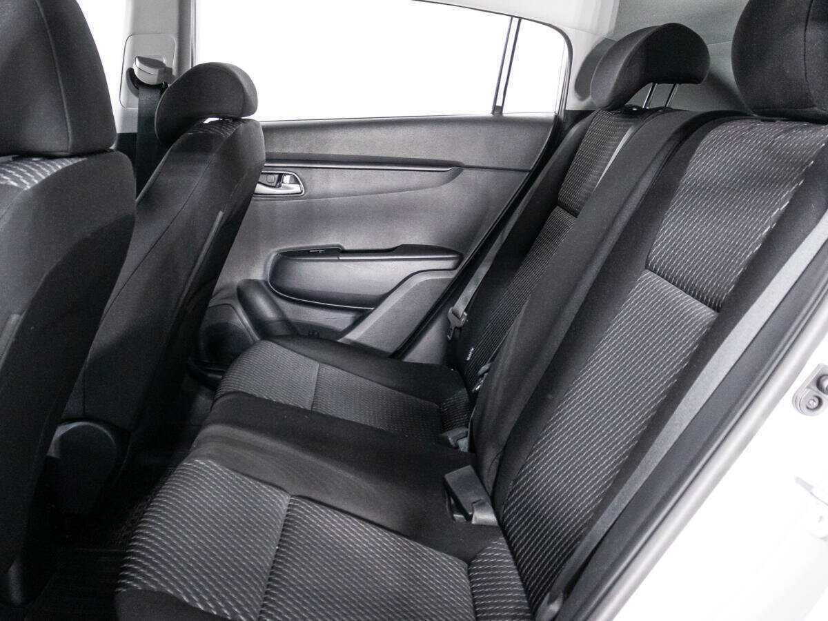 Kia Rio X-Line, 2018 Фото №10