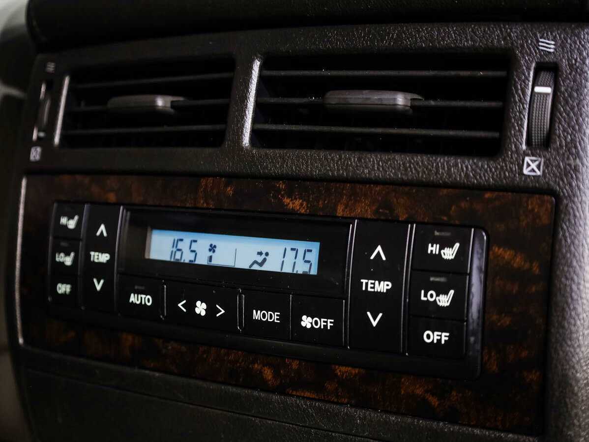 Toyota Land Cruiser, 2010 Фото №13