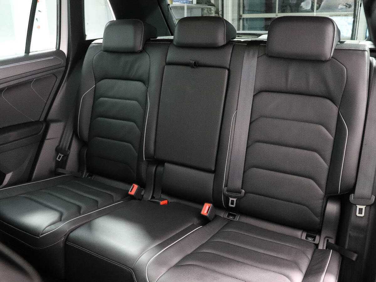 Volkswagen Tiguan, 2021 Фото №14
