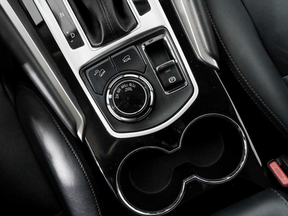 Mitsubishi Pajero Sport, 2019 Фото №11