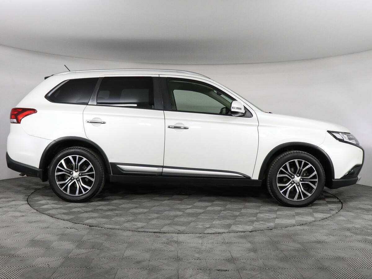 Mitsubishi Outlander, 2016 - 87 241 км. | Фото №4