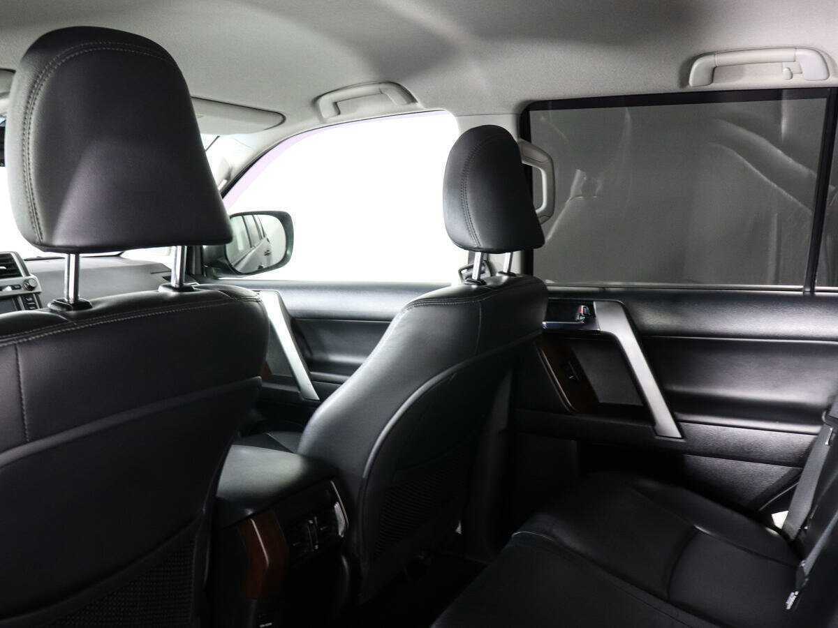 Toyota Land Cruiser Prado, 2017 Фото №12