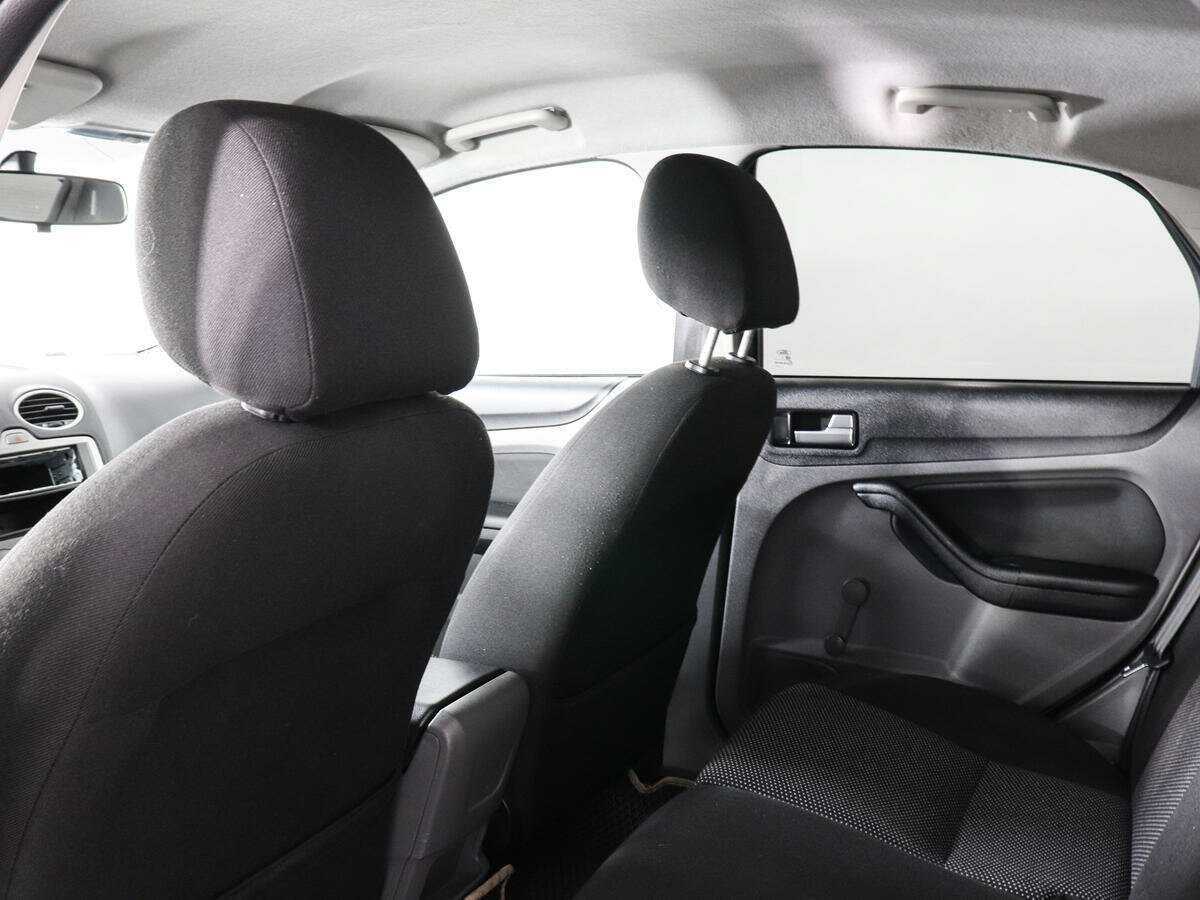 Ford Focus, 2011 Фото №11