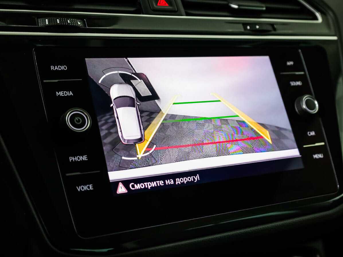 Volkswagen Tiguan, 2020 Фото №13