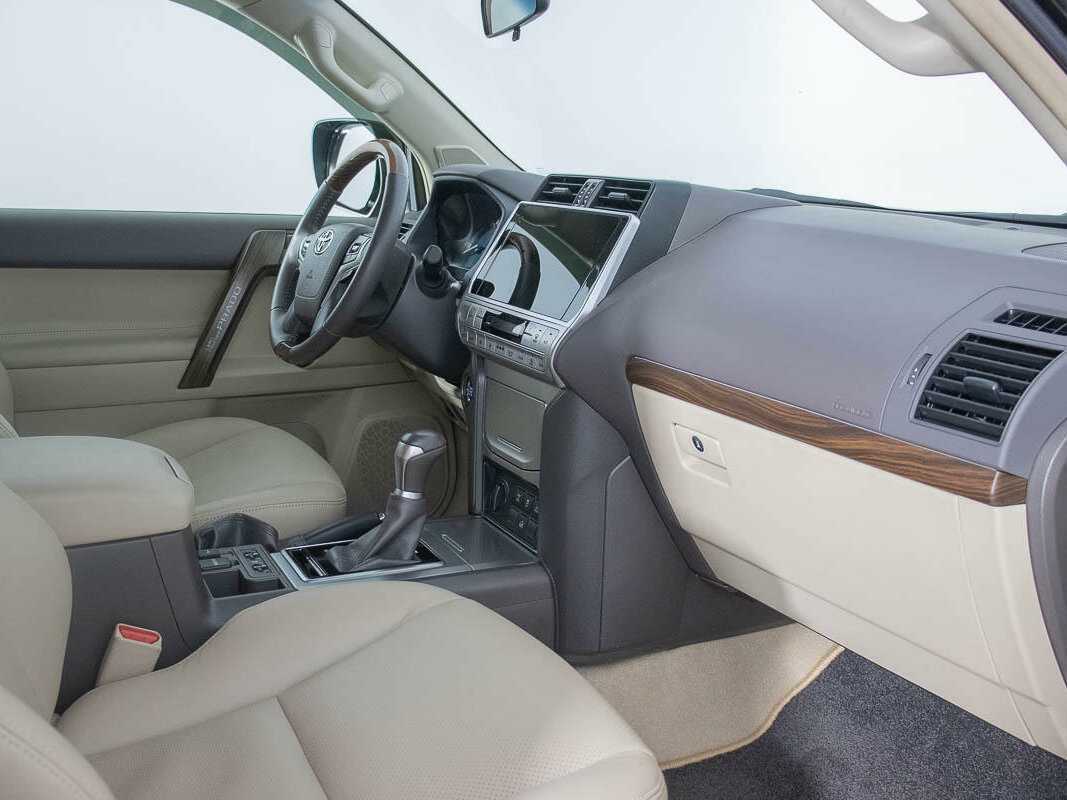 Toyota Land Cruiser Prado, 2022 Фото №9