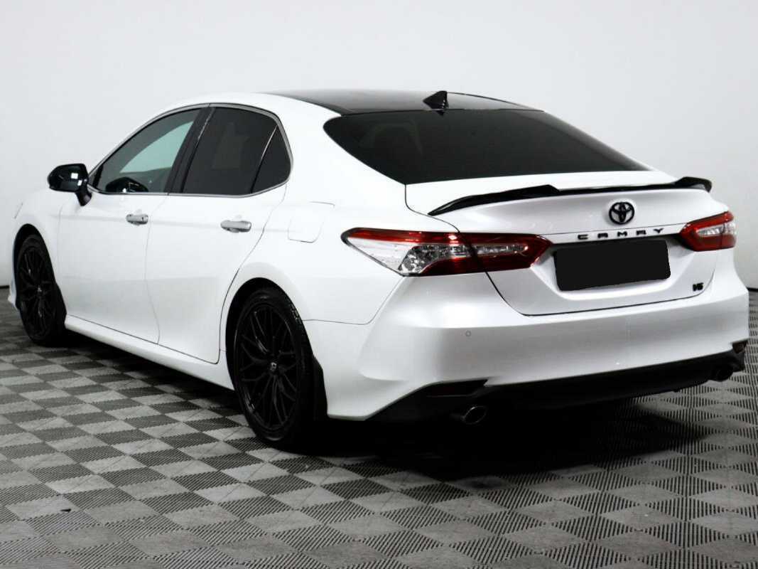 Toyota Camry, 2020 Фото №7