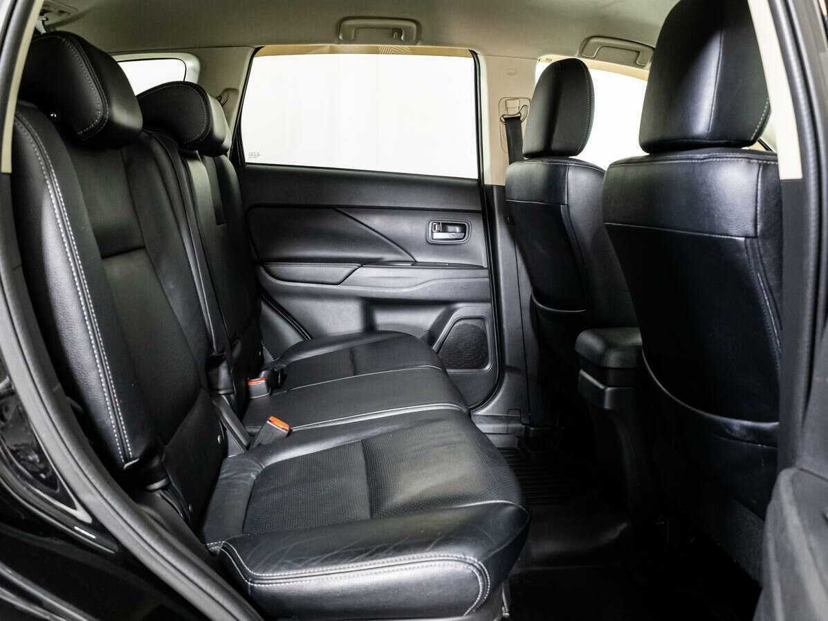 Mitsubishi Outlander, 2014 Фото №16