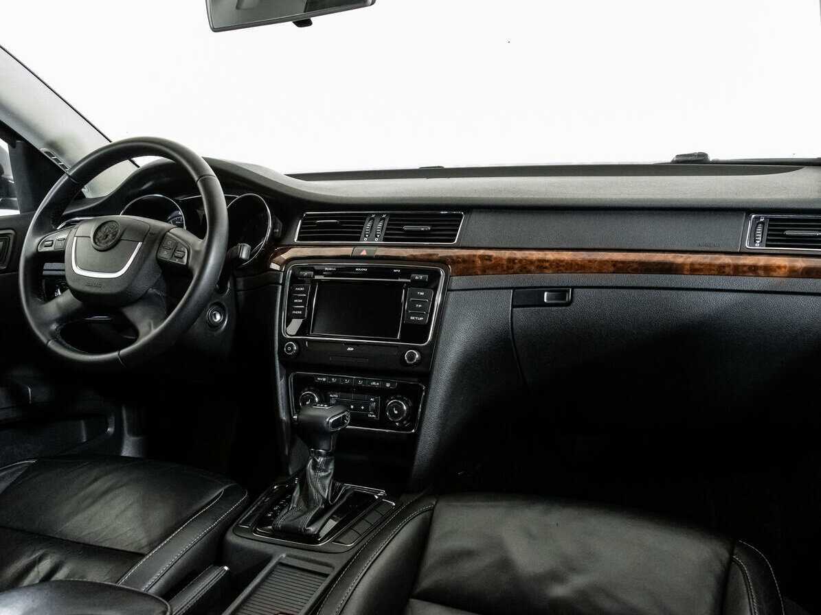 Skoda Superb DSG, 2011 - 237 888 км. | Фото №7