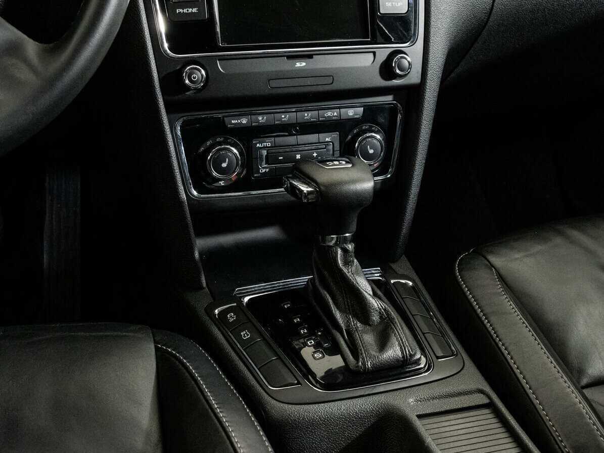 Skoda Superb DSG, 2011 Фото №12