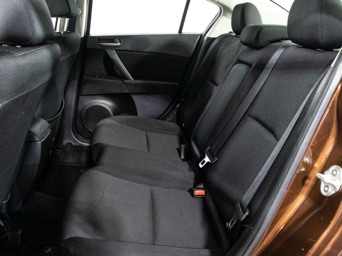 Mazda 3, 2011 Фото №10