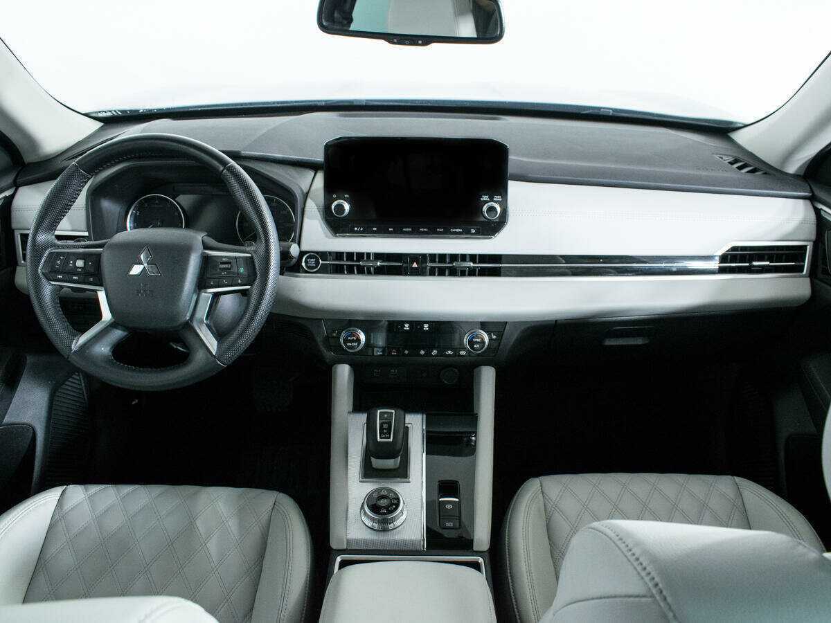 Mitsubishi Outlander, 2022 Фото №12
