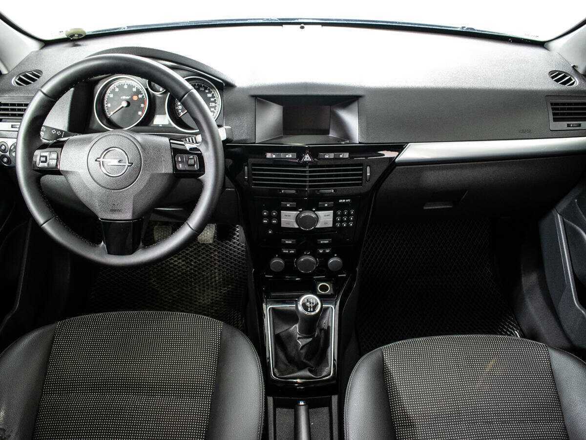 Opel Astra, 2011 Фото №11