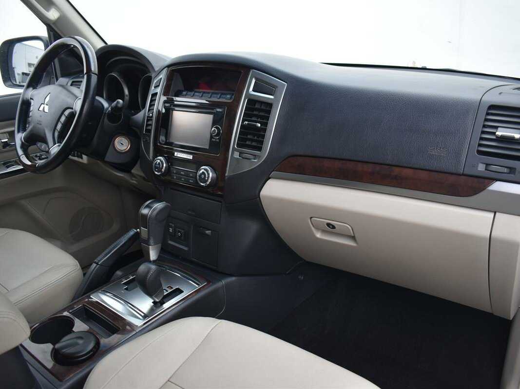 Mitsubishi Pajero, 2019 Фото №9