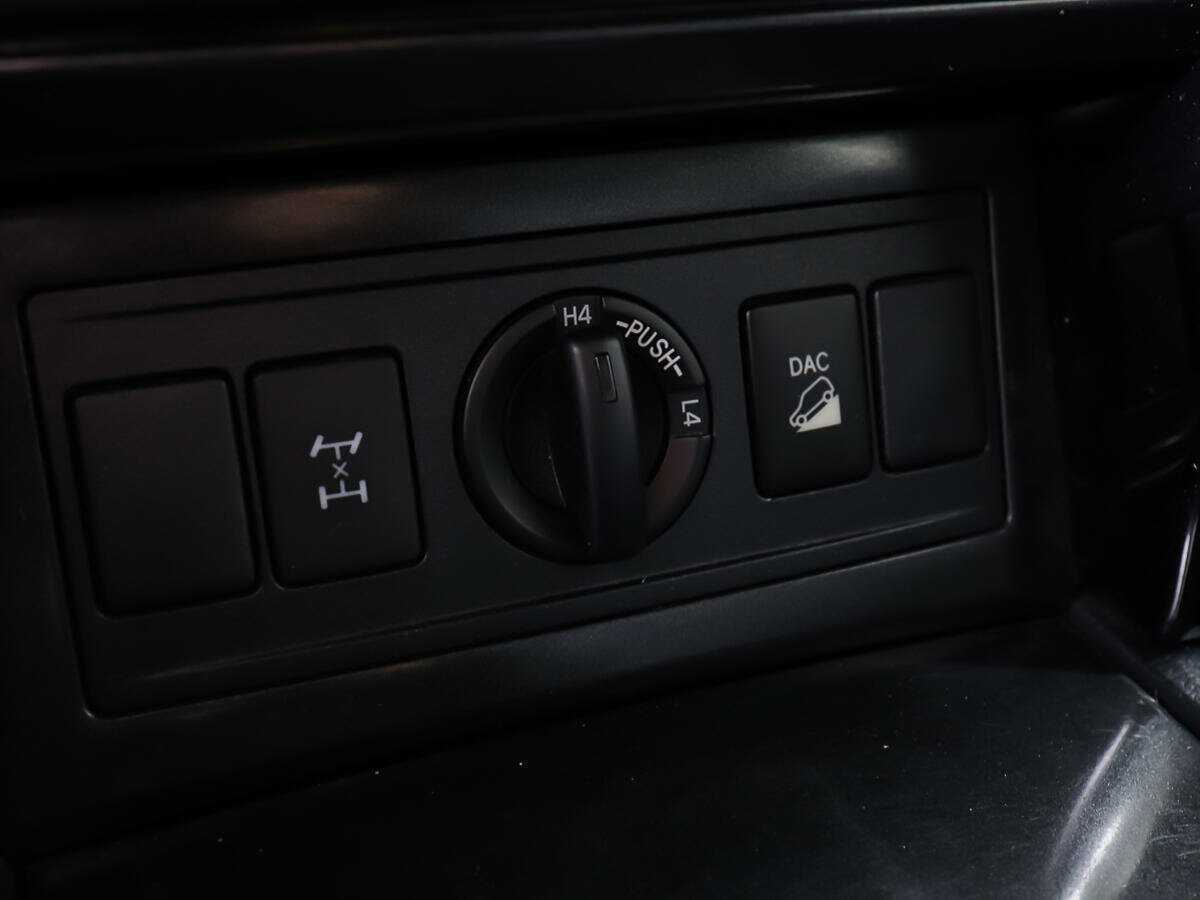 Toyota Land Cruiser Prado, 2017 Фото №17