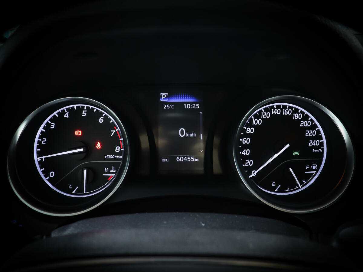 Toyota Camry, 2021 Фото №12