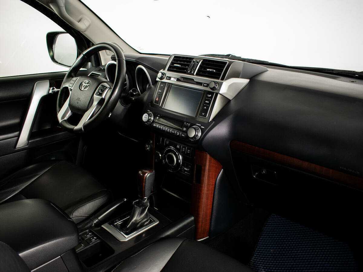 Toyota Land Cruiser Prado, 2015 Фото №9