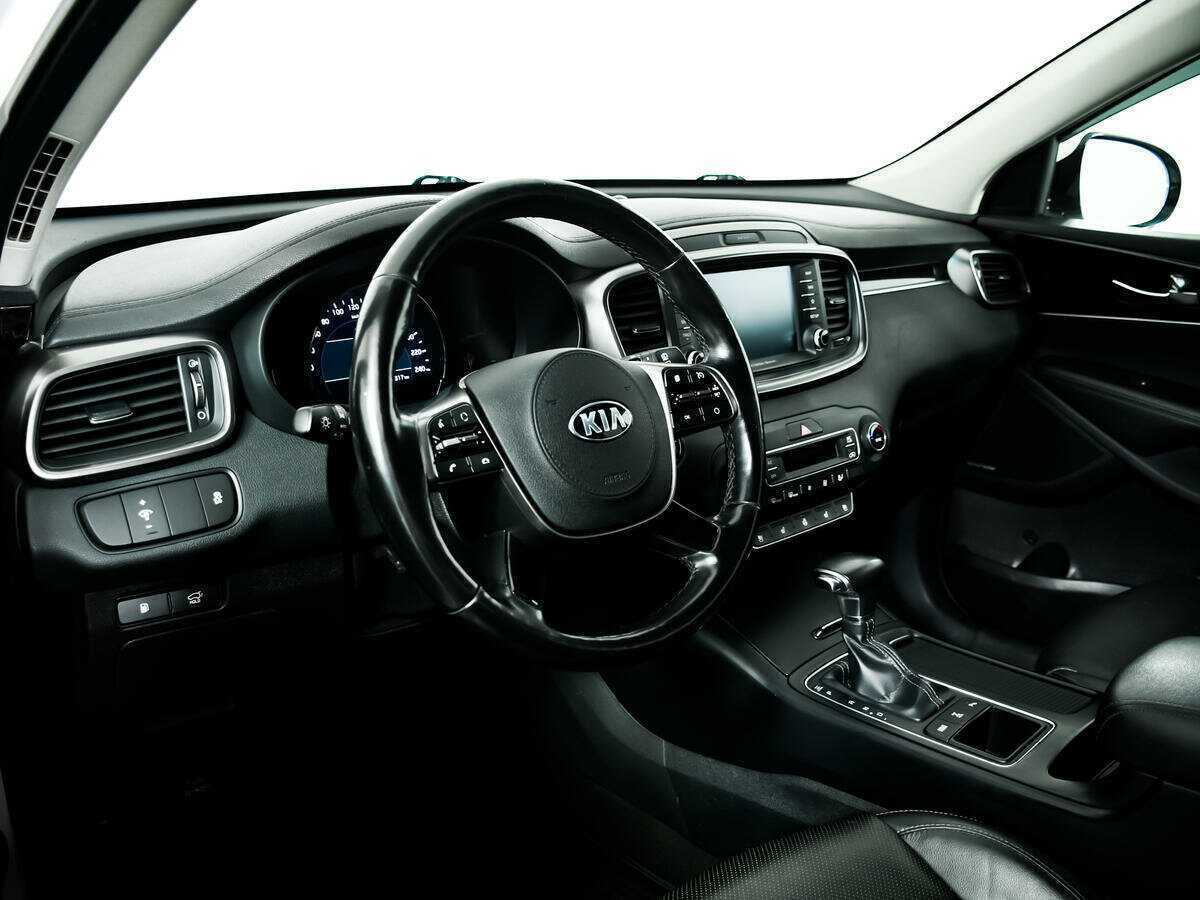Kia Sorento, 2018 Фото №11