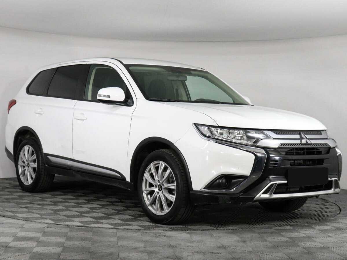 Mitsubishi Outlander, 2020 - 49 213 км. | Фото №3