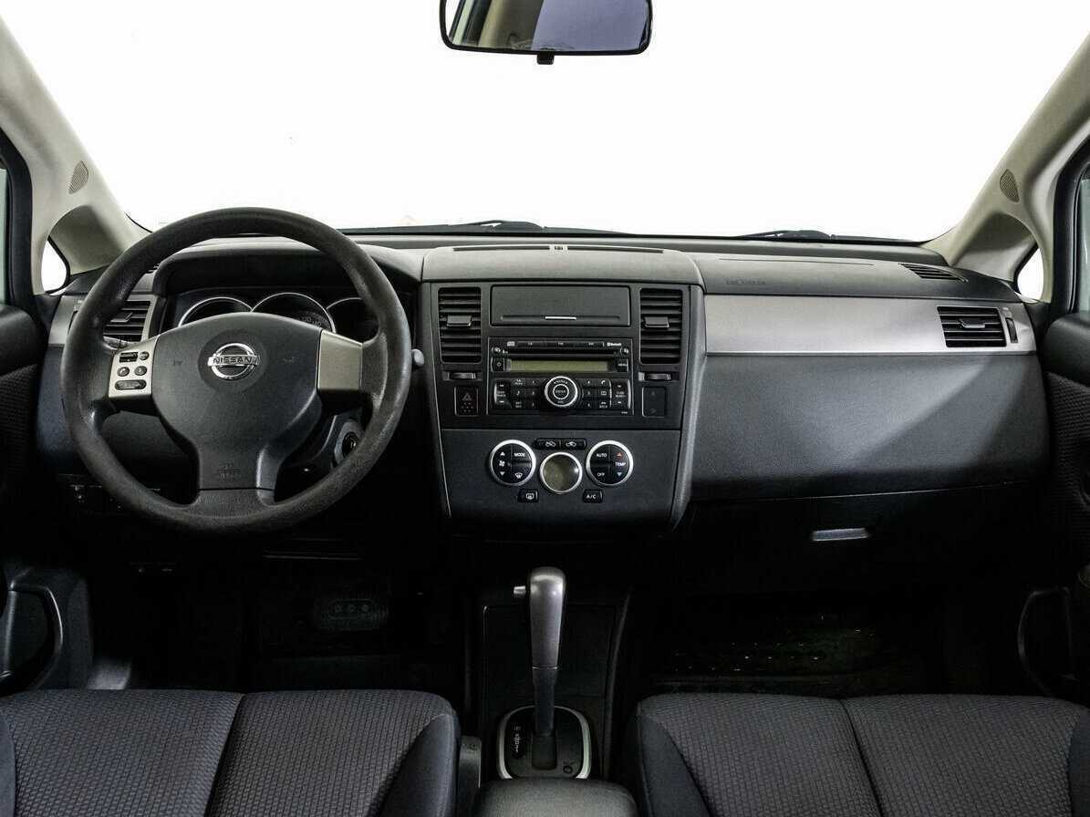 Nissan Tiida, 2008 Фото №10