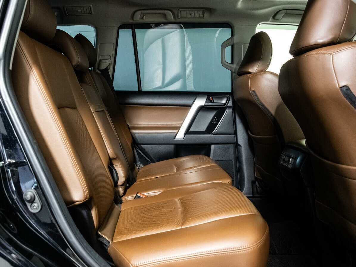Toyota Land Cruiser Prado, 2021 Фото №15
