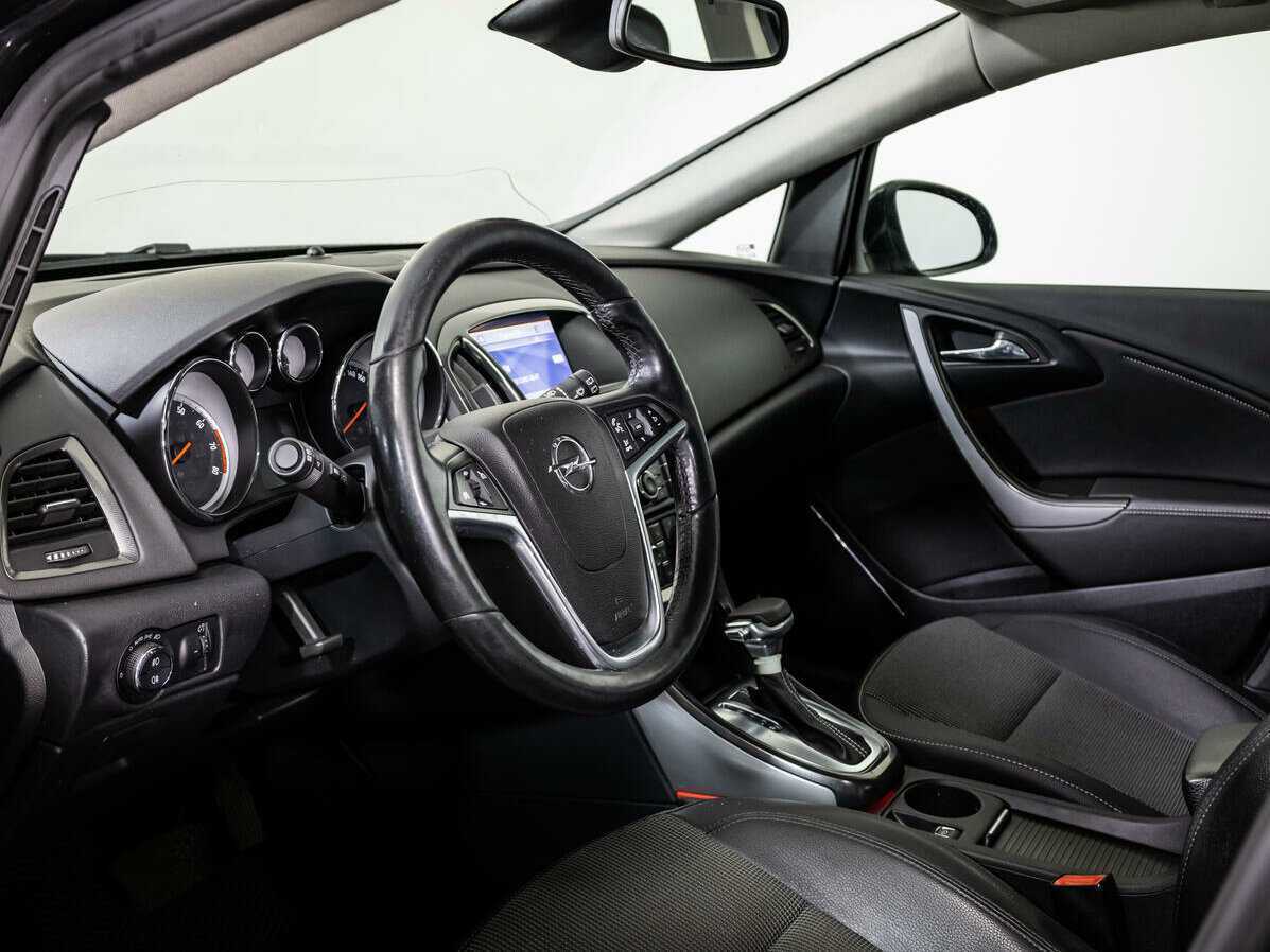 Opel Astra, 2011 Фото №11