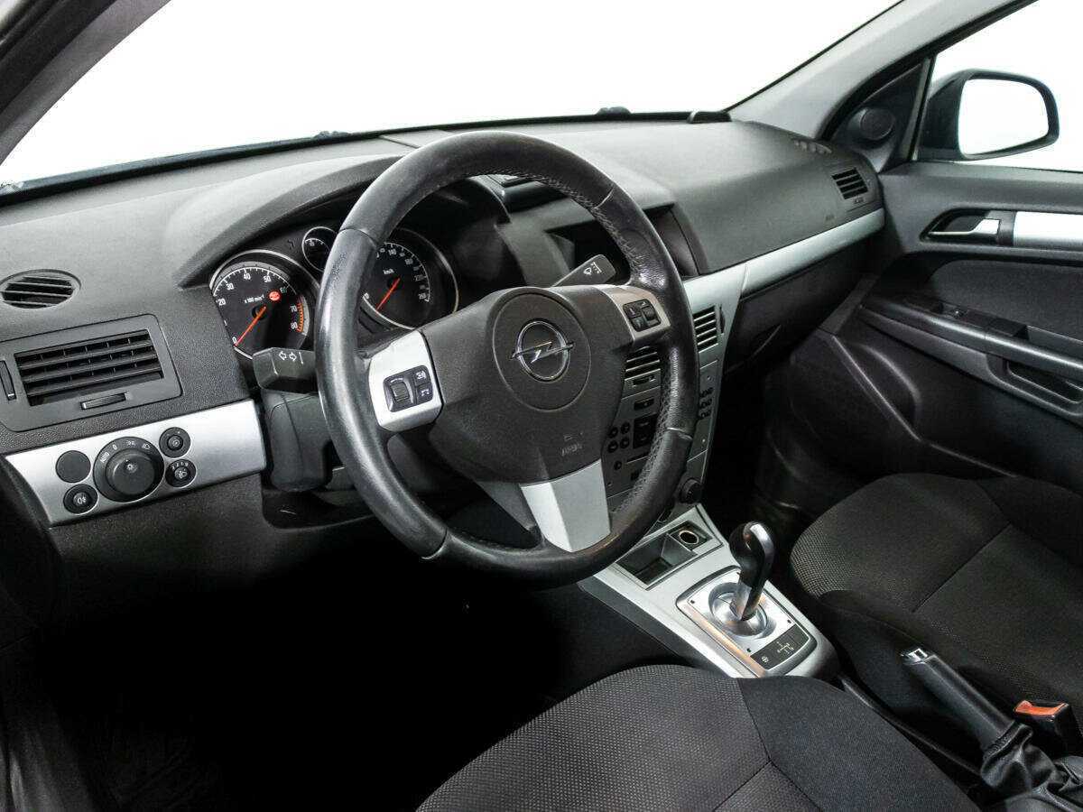 Opel Astra, 2010 Фото №11