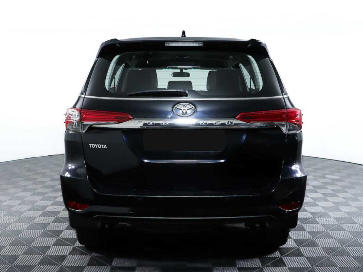 Toyota Fortuner, 2018 - 146 923 км. | Фото №4