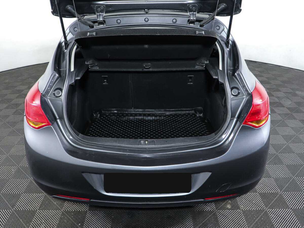 Opel Astra, 2011 - 237 342 км. | Фото №8