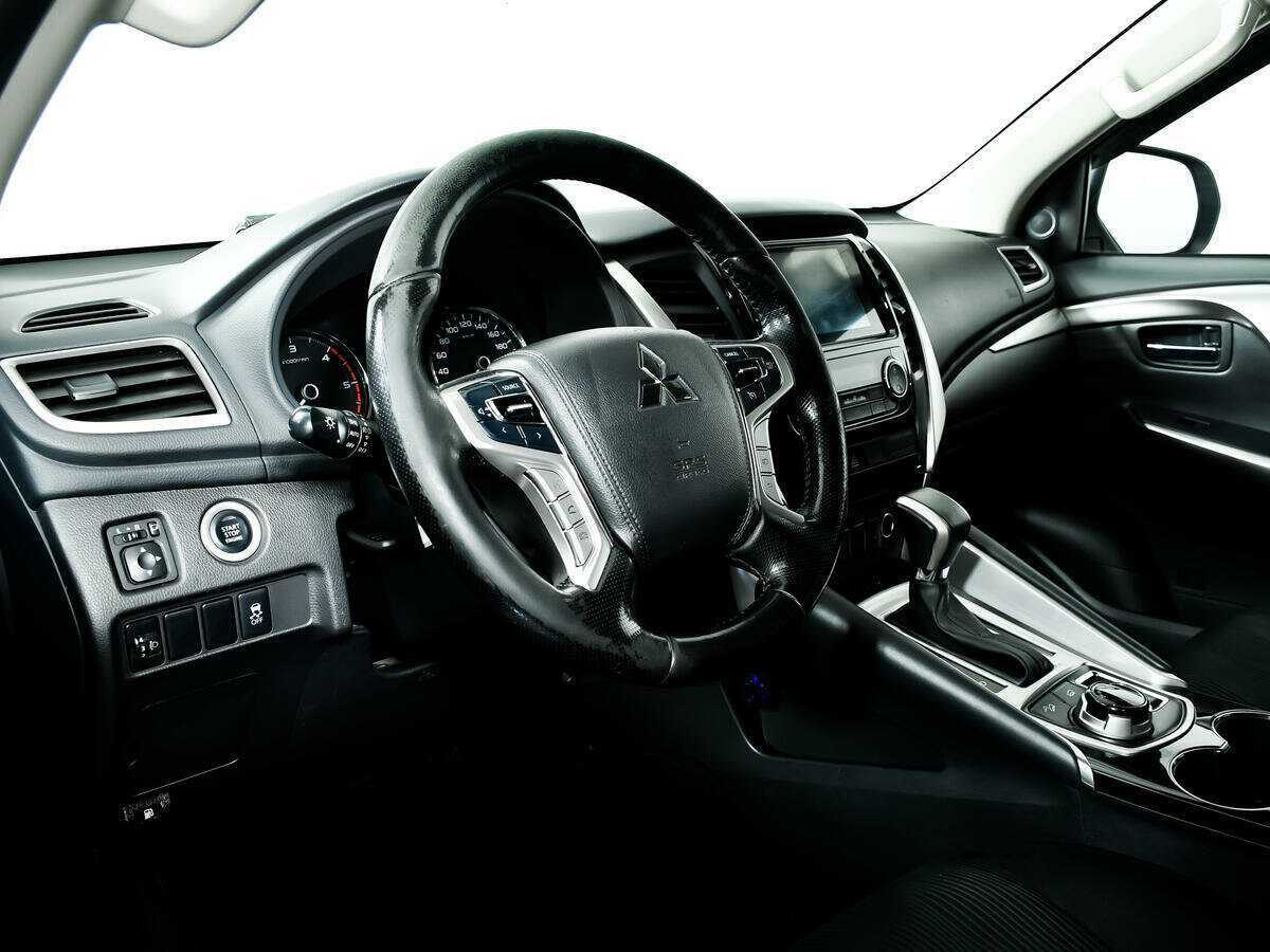 Mitsubishi Pajero Sport, 2019 Фото №13