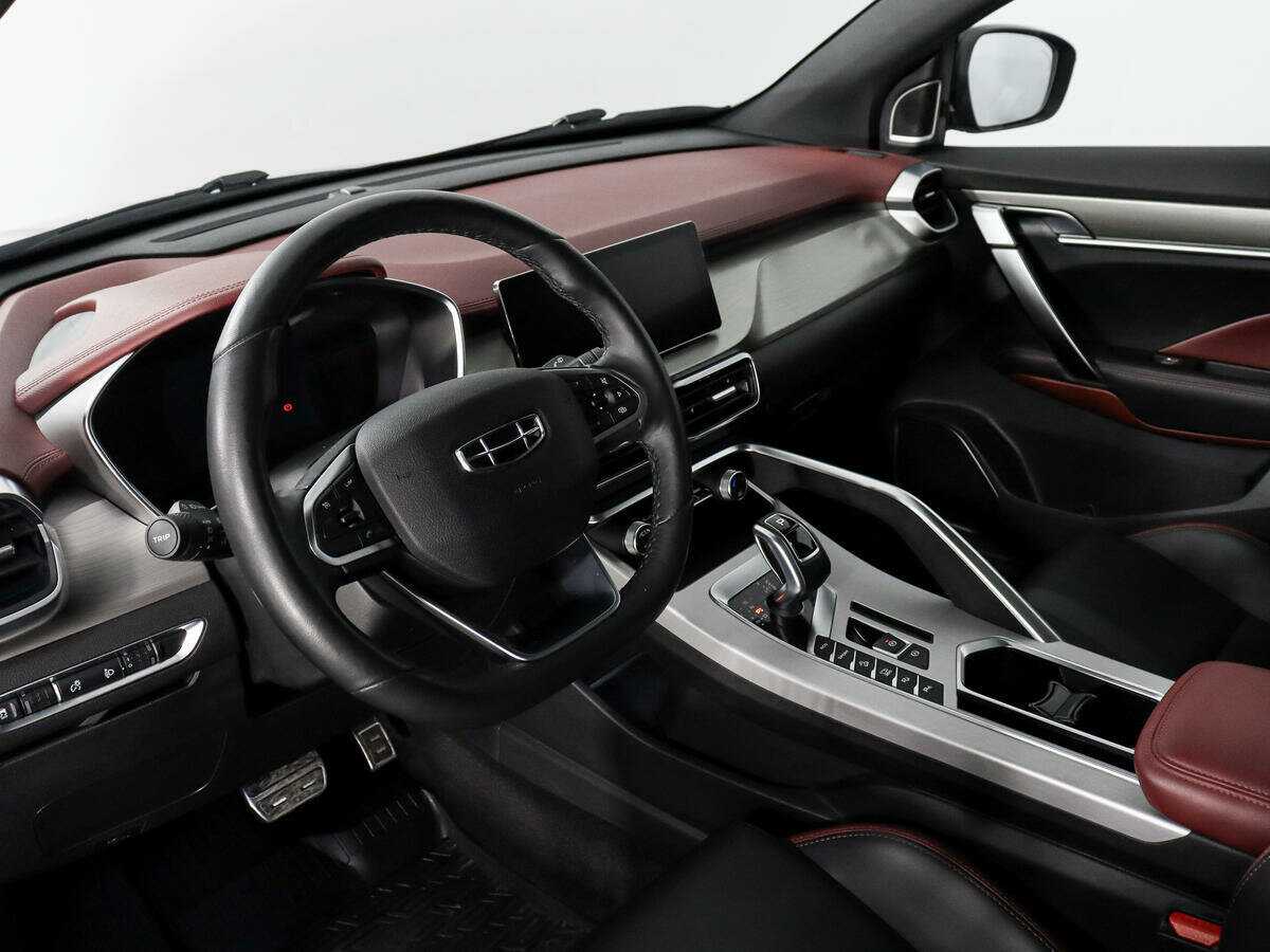 Geely Coolray, 2022 Фото №7