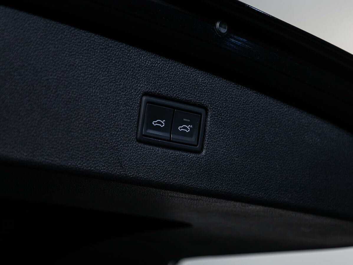 Volkswagen Tiguan, 2021 Фото №23