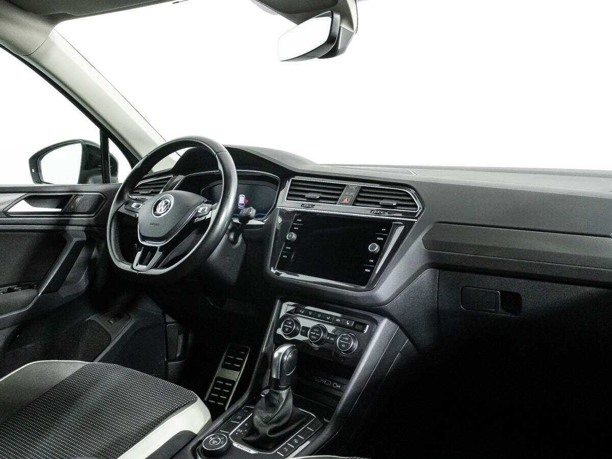 Volkswagen Tiguan, 2020 Фото №9