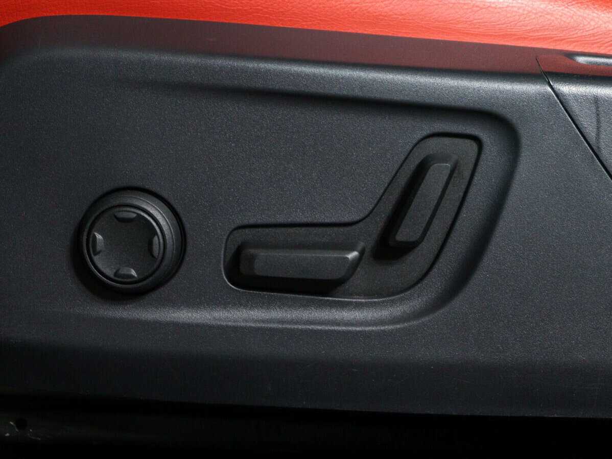 Volvo XC40, 2021 Фото №13