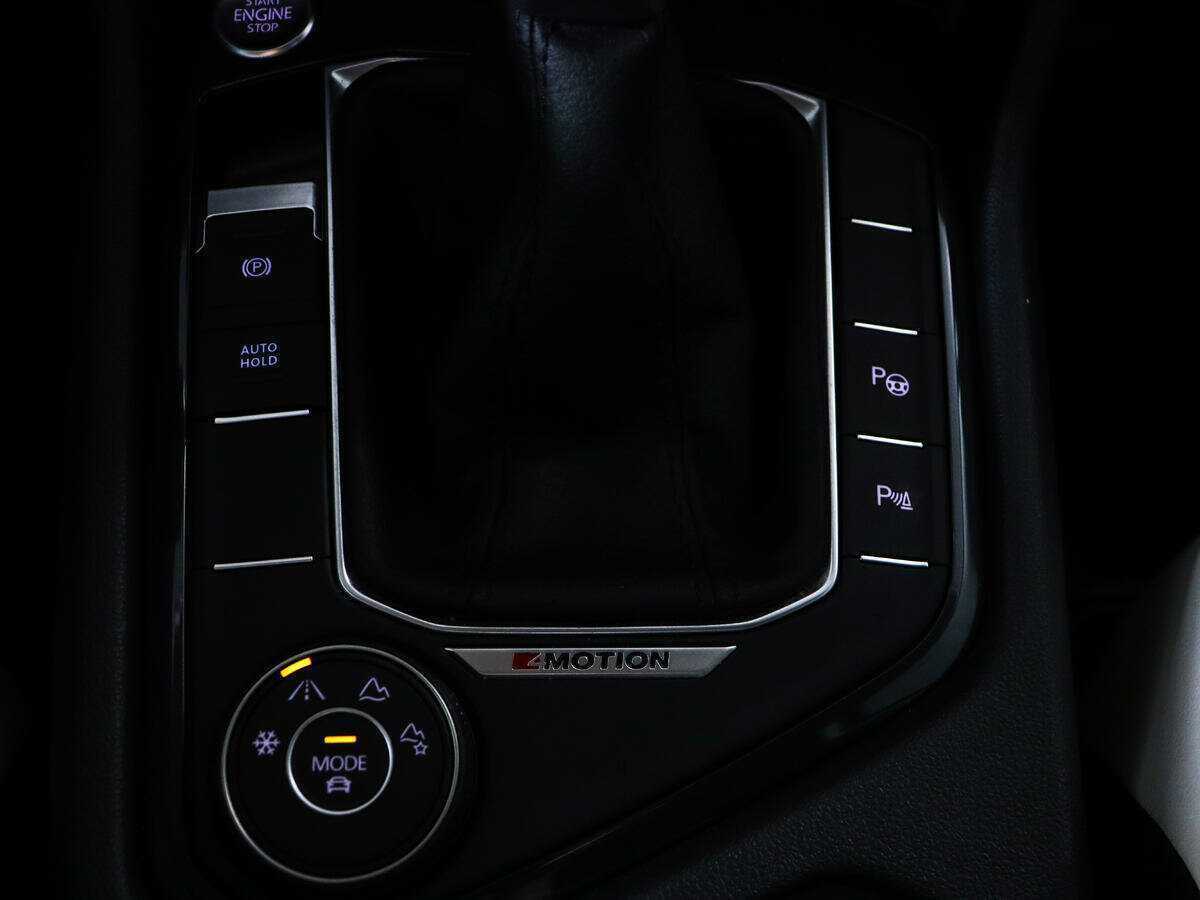 Volkswagen Tiguan, 2021 Фото №16