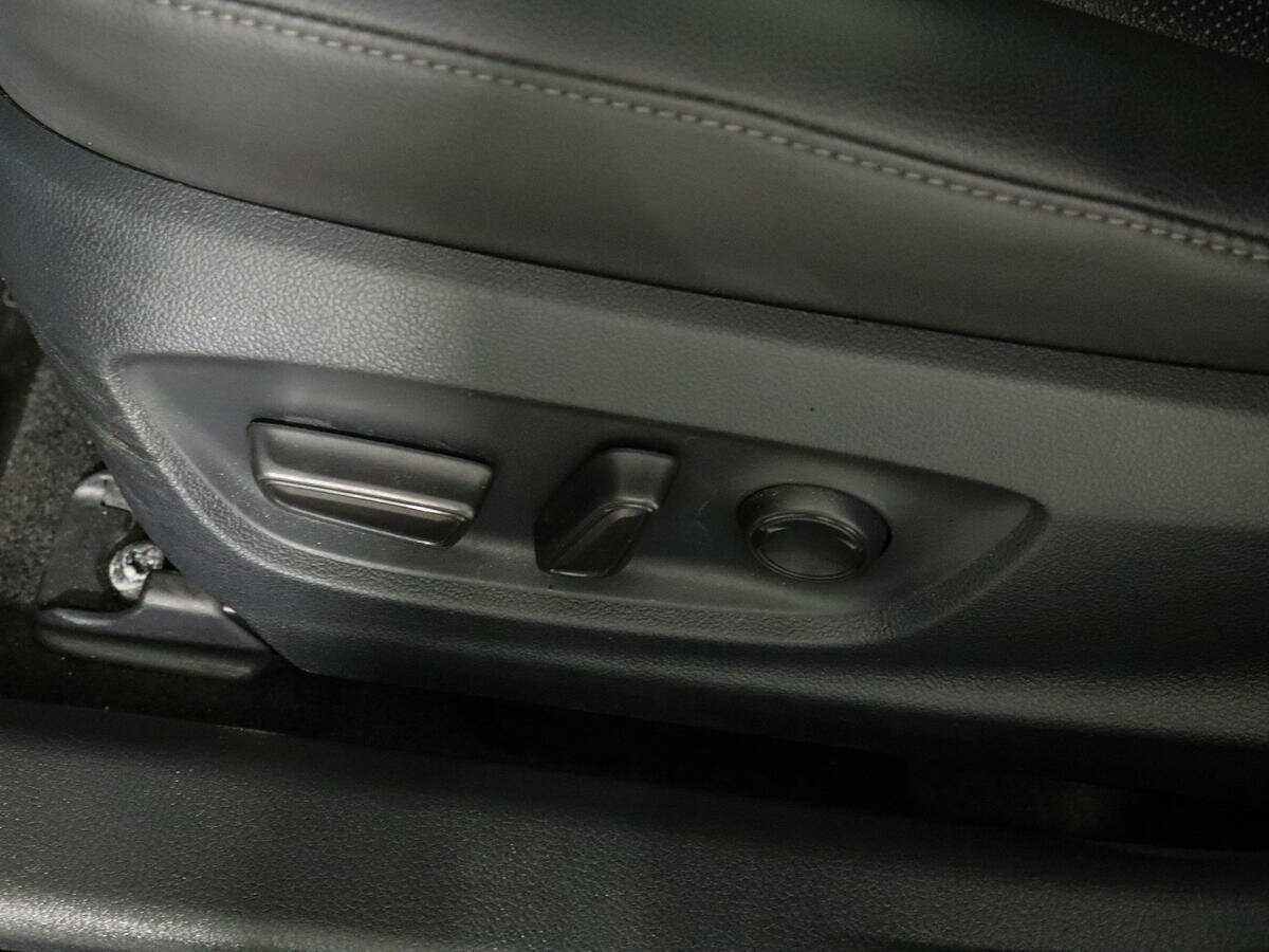 Toyota Camry, 2021 Фото №19